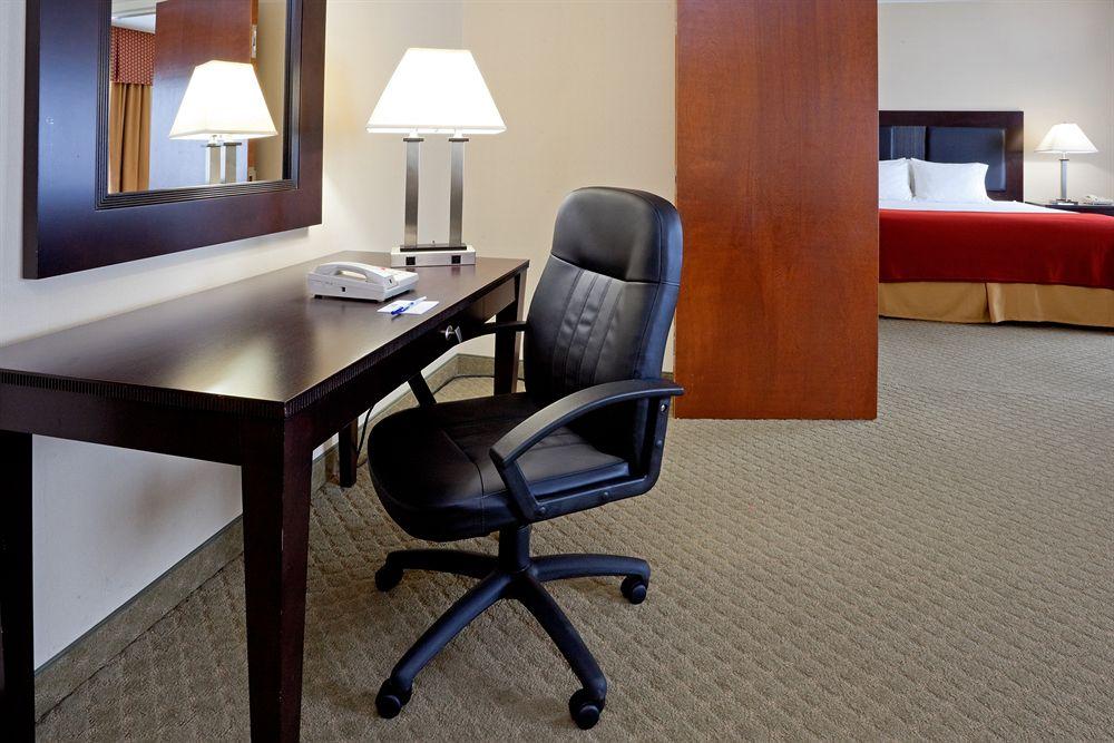 Best Western Plus Wilkes Barre-Scranton Airport Hotel Pittston Dış mekan fotoğraf