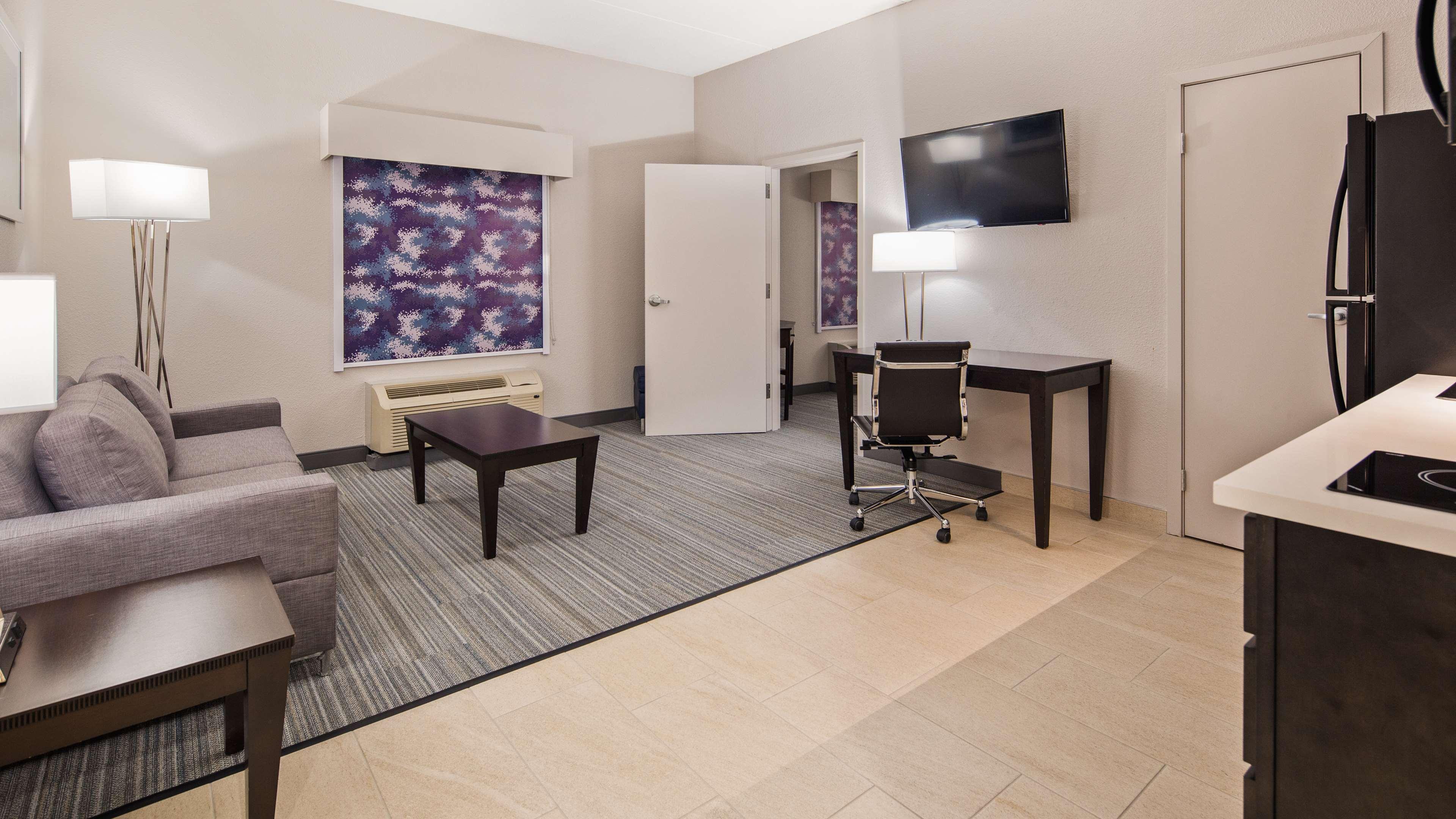 Best Western Plus Wilkes Barre-Scranton Airport Hotel Pittston Dış mekan fotoğraf