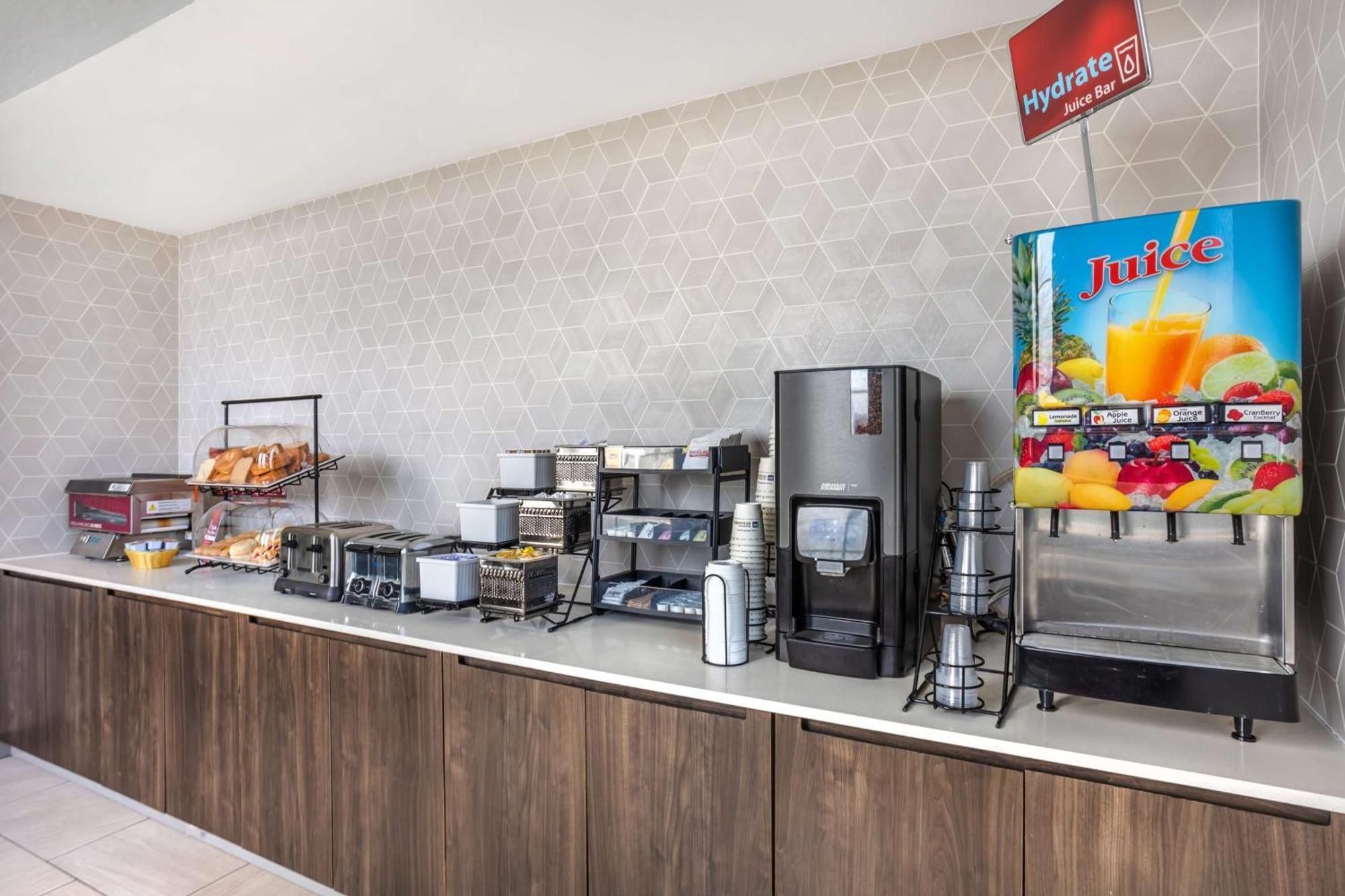 Best Western Plus Wilkes Barre-Scranton Airport Hotel Pittston Dış mekan fotoğraf